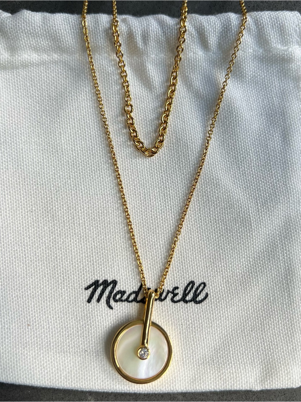 Madewell Two-Pack Stone Inlay Coin
Necklace Set - Picture 4 of 9